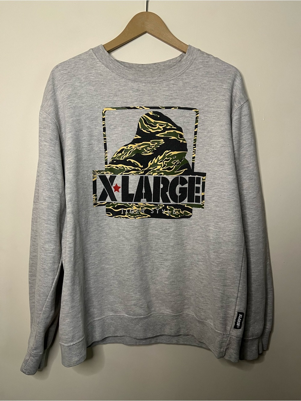 X-Large Clothing Gorilla Tiger Style Camo Pullover Sweatshirt Size L